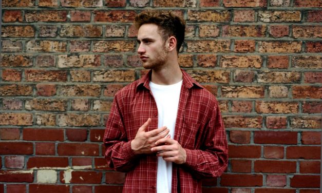 TOM MISCH – SOUTH OF THE RIVER